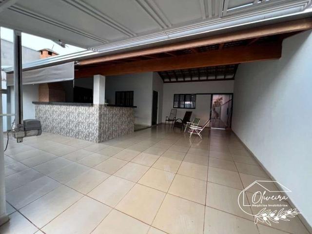 Casa / Sobrado para Venda em Bariri/SP Jardim Yang III 2 Quartos