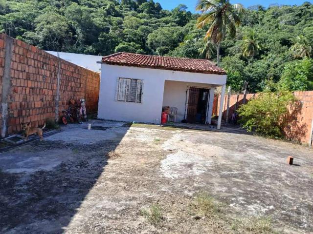 Casa / Sobrado para Venda em Barra de São Miguel/AL Centro 3 Quartos