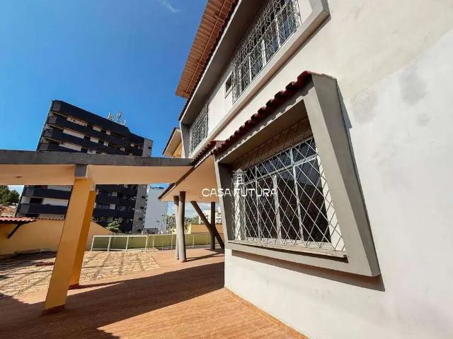 Casa / Sobrado para Venda em Barra Mansa/RJ Ano Bom 6 Quartos