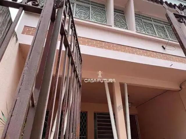 Casa / Sobrado para Venda em Barra Mansa/RJ Centro 5 Quartos