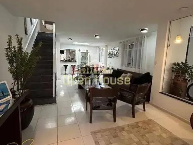Casa / Sobrado para Venda em Barra Mansa/RJ Colônia Santo Antônio 4 Quartos