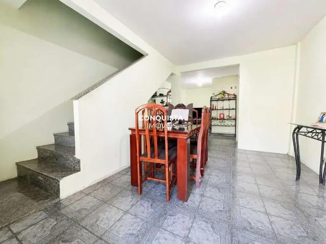 Casa / Sobrado para Venda em Barra Mansa/RJ Goiabal 4 Quartos