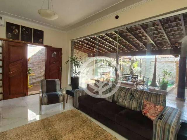 Casa / Sobrado para Venda em Barretos/SP América 4 Quartos