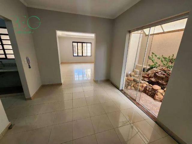 Casa / Sobrado para Venda em Barretos/SP Centro 5 Quartos