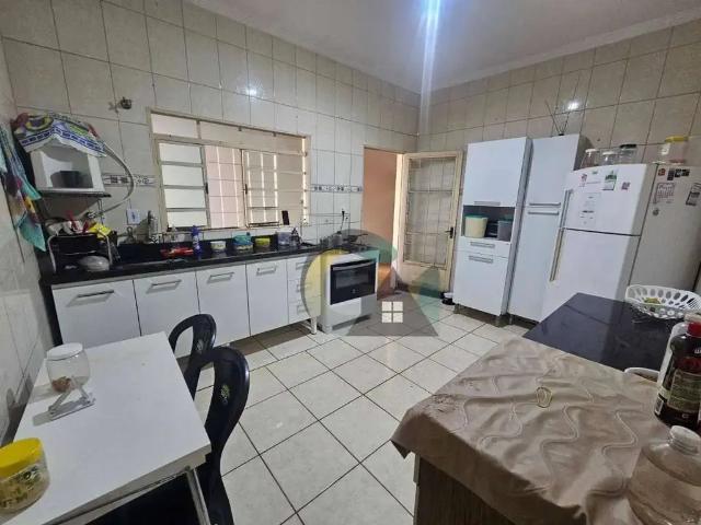 Casa / Sobrado para Venda em Barretos/SP Derby Clube 2 Quartos