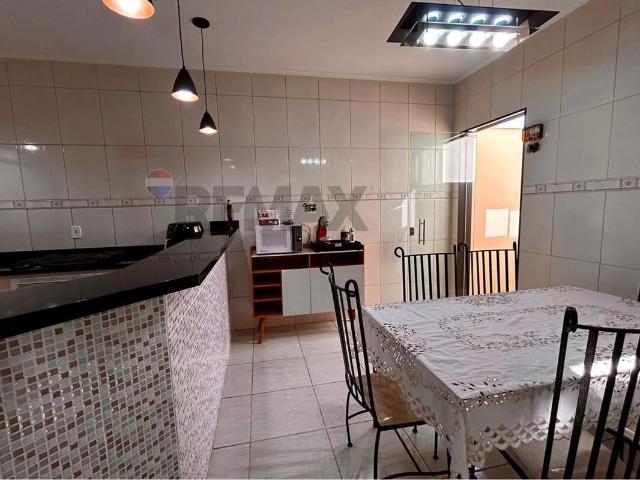Casa / Sobrado para Venda em Batatais/SP Riachuelo 3 Quartos