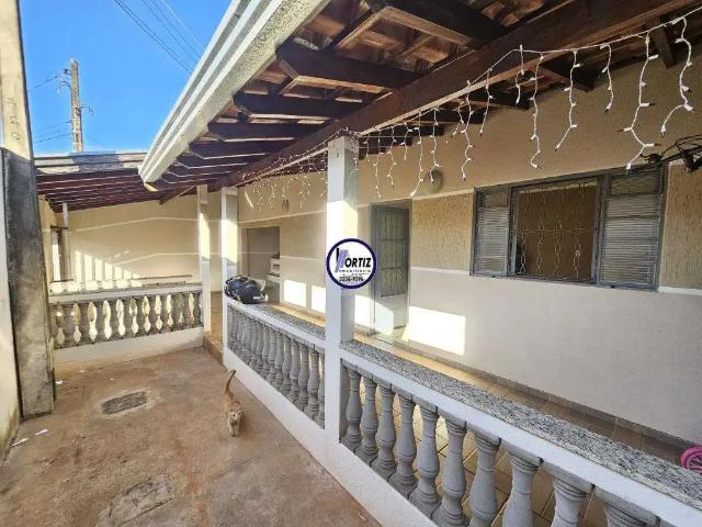 Casa / Sobrado para Venda em Bauru/SP Núcleo Habitacional José Regino 3 Quartos