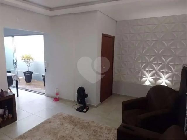 Casa / Sobrado para Venda em Bauru/SP Núcleo Habitacional Nobuji Nagasawa 3 Quartos