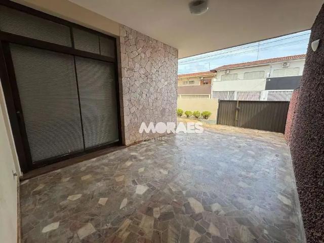 Casa / Sobrado para Venda em Bauru/SP Alto Higienópolis 4 Quartos