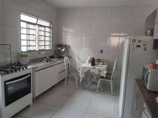 Casa / Sobrado para Venda em Bauru/SP Conjunto Habitacional Pastor Arlindo Lopes Viana 2 Quartos