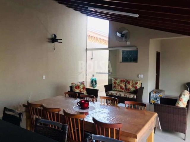 Casa / Sobrado para Venda em Bauru/SP Jardim Aeroporto 4 Quartos