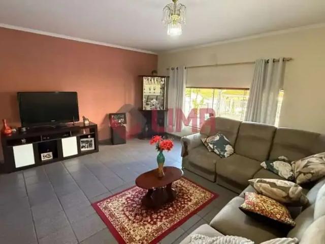 Casa / Sobrado para Venda em Bauru/SP Jardim Amália 4 Quartos