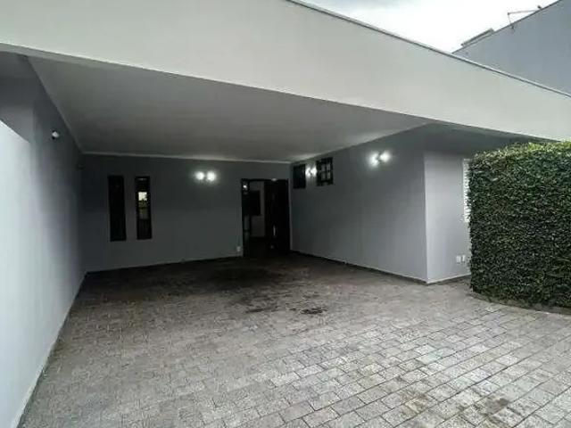 Casa / Sobrado para Venda em Bauru/SP Jardim América 4 Quartos