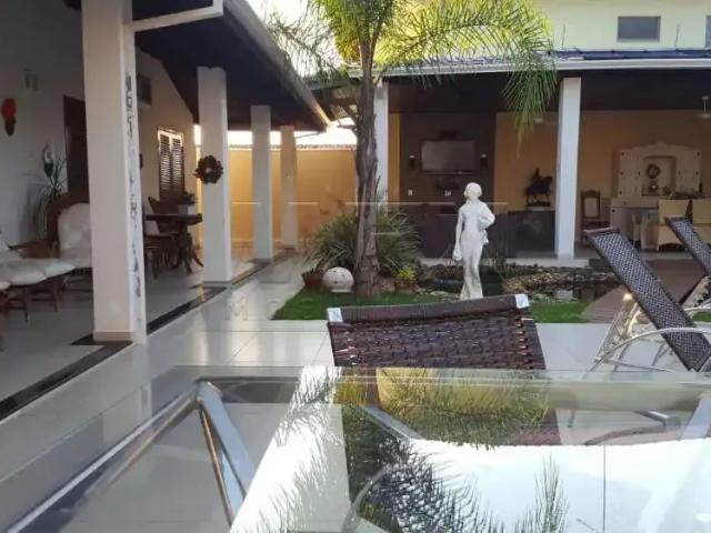 Casa / Sobrado para Venda em Bauru/SP Jardim Colonial 4 Quartos