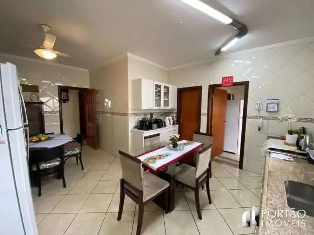 Casa / Sobrado para Venda em Bauru/SP Jardim Estoril III 3 Quartos