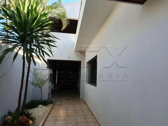 Casa / Sobrado para Venda em Bauru/SP Jardim Estoril 4 Quartos