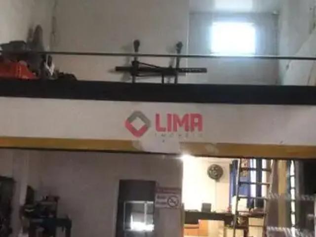 Casa / Sobrado para Venda em Bauru/SP Parque Viaduto 3 Quartos