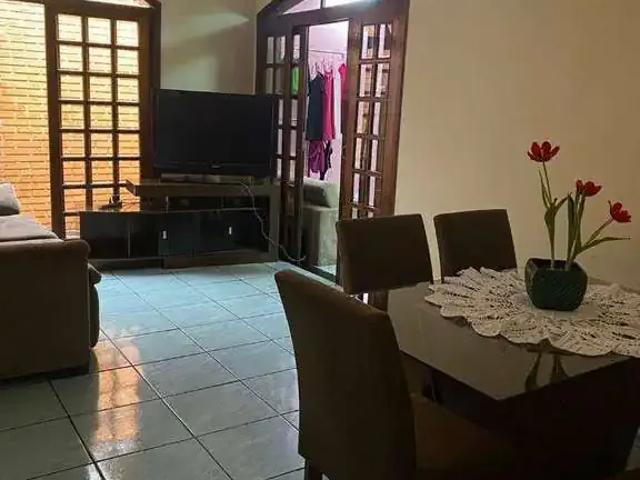 Casa / Sobrado para Venda em Bauru/SP Residencial Parque Colina Verde 4 Quartos