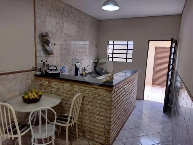 Casa / Sobrado para Venda em Bauru/SP Vale do Igapó 3 Quartos