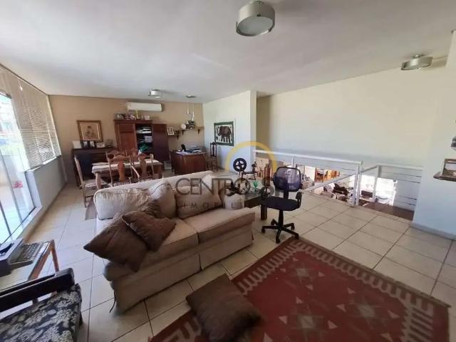 Casa / Sobrado para Venda em Bauru/SP Vila Guedes de Azevedo 4 Quartos