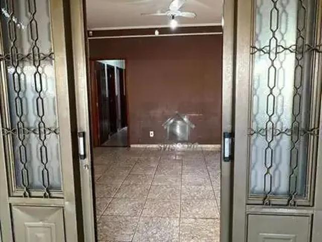 Casa / Sobrado para Venda em Bauru/SP Vila Engler 3 Quartos