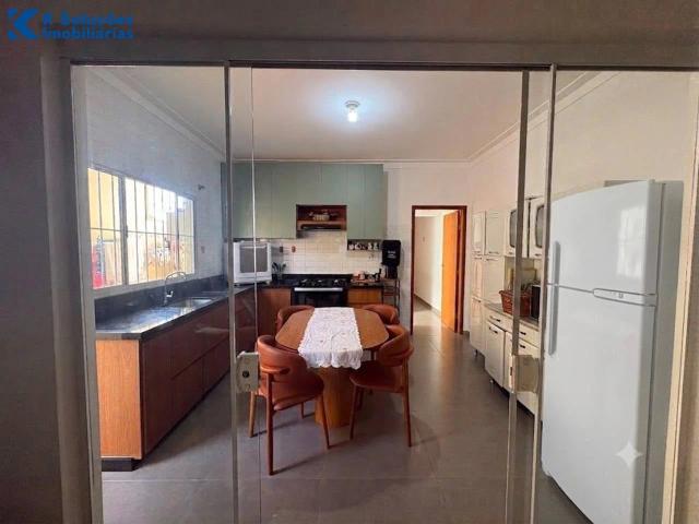 Casa / Sobrado para Venda em Bauru/SP Vila Industrial 4 Quartos
