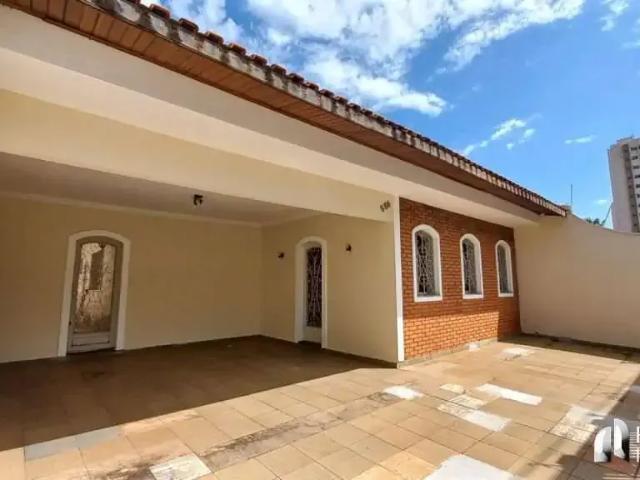 Casa / Sobrado para Venda em Bauru/SP Vila Nova Cidade Universitária 3 Quartos