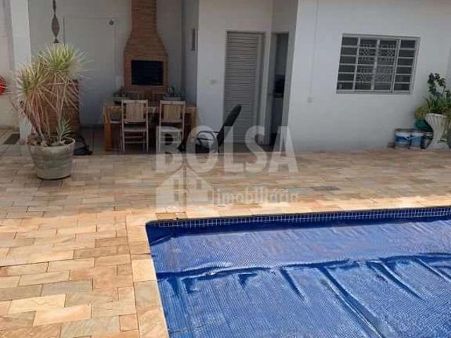 Casa / Sobrado para Venda em Bauru/SP Vila Souto 3 Quartos