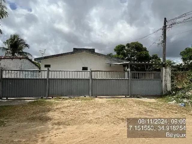 Casa / Sobrado para Venda em Bayeux/PB Comercial Norte 2 Quartos