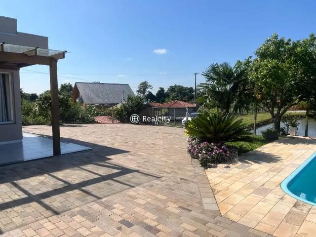 Casa / Sobrado para Venda em Bento Gonçalves/RS Tuiuty Distrito 3 Quartos