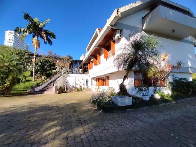 Casa / Sobrado para Venda em Bento Gonçalves/RS Maria Goretti 6 Quartos