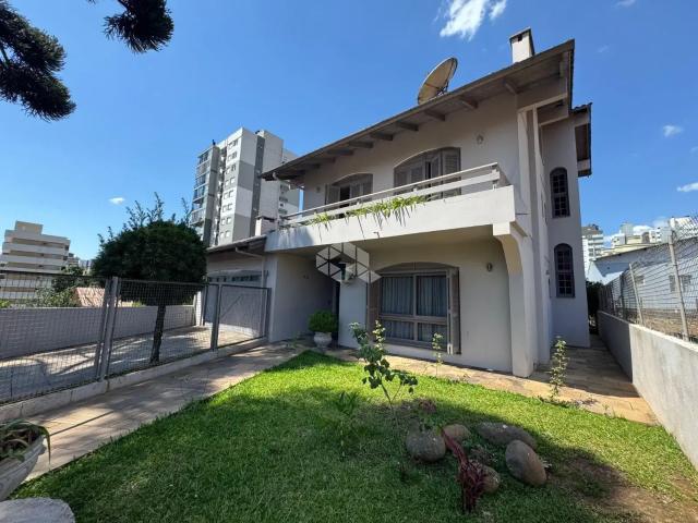 Casa / Sobrado para Venda em Bento Gonçalves/RS São Francisco 4 Quartos