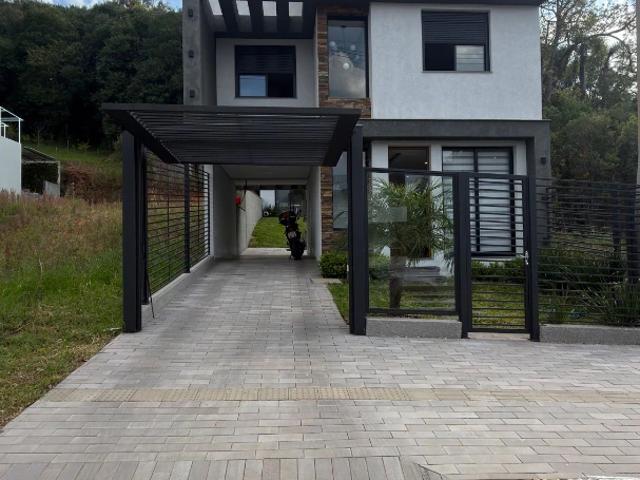Casa / Sobrado para Venda em Bento Gonçalves/RS São Roque 3 Quartos