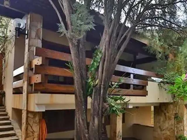 Casa / Sobrado para Venda em Bebedouro/SP Centro 5 Quartos