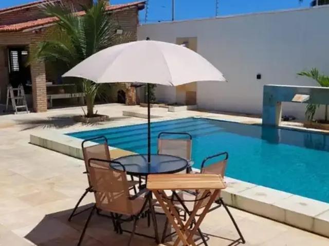 Casa / Sobrado para Venda em Beberibe/CE Loteamento Planalto Beberibe 4 Quartos