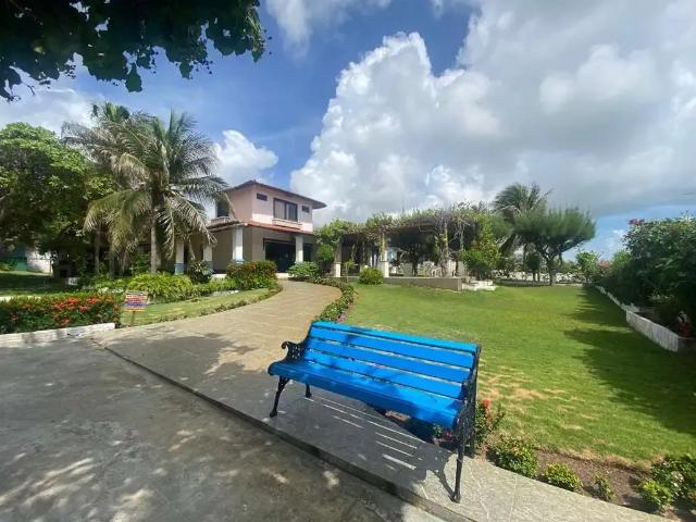 Casa / Sobrado para Venda em Beberibe/CE Praia das Fontes 7 Quartos