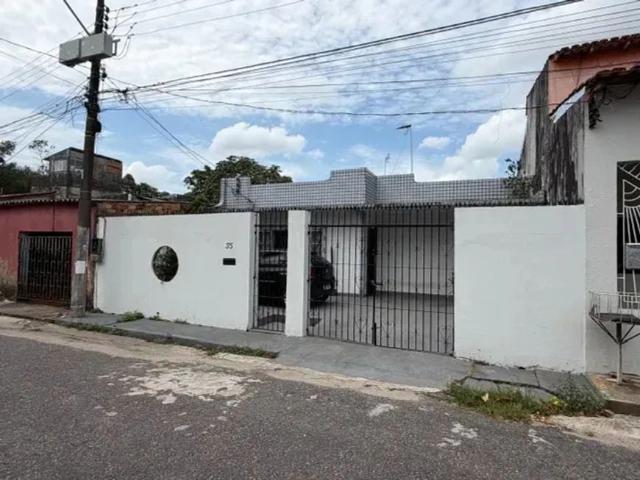 Casa / Sobrado para Venda em Belém/PA Marambaia 4 Quartos