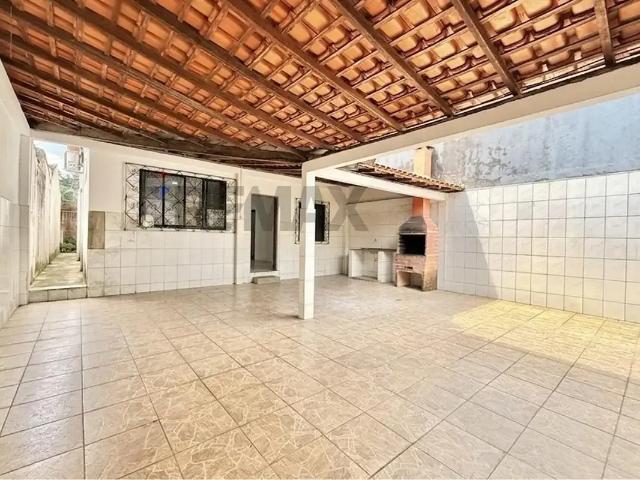 Casa / Sobrado para Venda em Belém/PA Marambaia 4 Quartos