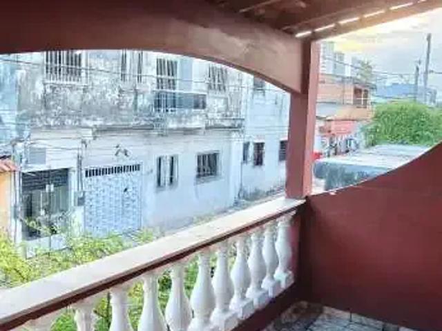 Casa / Sobrado para Venda em Belém/PA Marco 4 Quartos