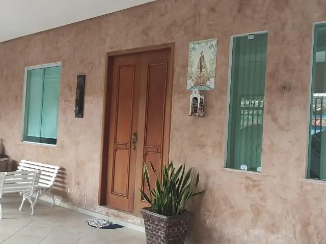 Casa / Sobrado para Venda em Belém/PA Coqueiro 6 Quartos