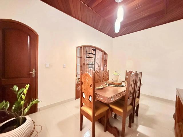 Casa / Sobrado para Venda em Belém/PA Cremação 6 Quartos