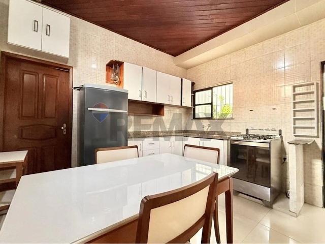 Casa / Sobrado para Venda em Belém/PA Cremação 6 Quartos