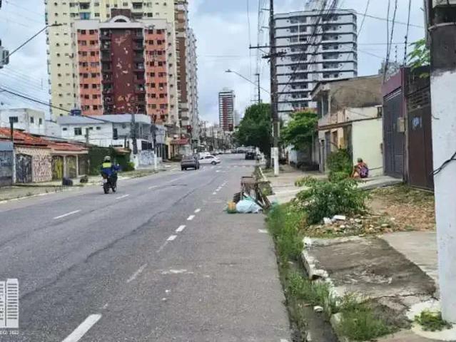 Casa / Sobrado para Venda em Belém/PA Guamá 4 Quartos