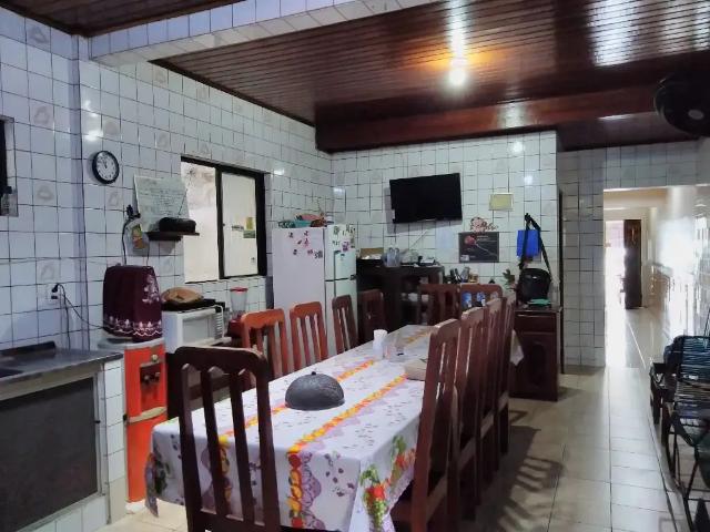 Casa / Sobrado para Venda em Belém/PA Umarizal 4 Quartos