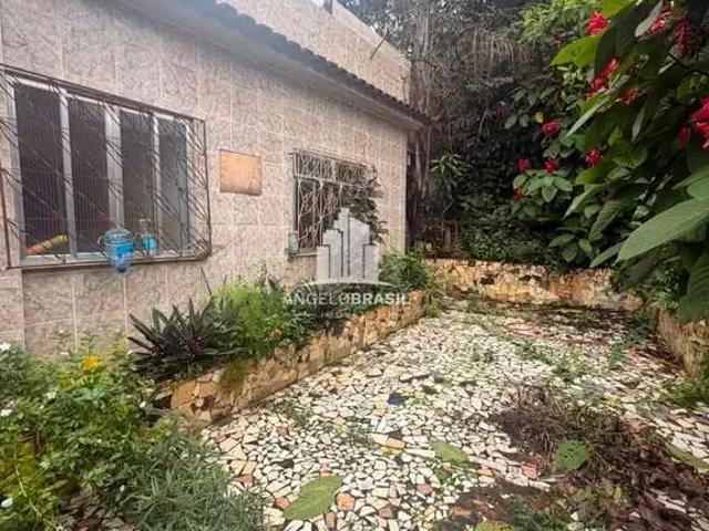Casa / Sobrado para Venda em Belford Roxo/RJ Vila Heliopolis 3 Quartos