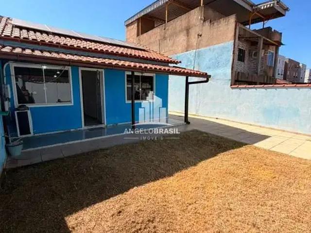 Casa / Sobrado para Venda em Belford Roxo/RJ Centro 2 Quartos