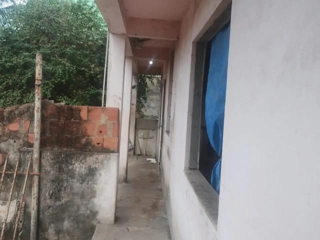 Casa / Sobrado para Venda em Belford Roxo/RJ Centro 4 Quartos