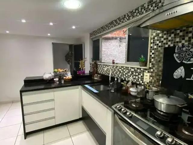 Casa / Sobrado para Venda em Belford Roxo/RJ Heliópolis 4 Quartos