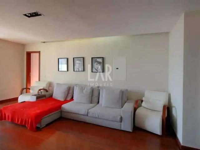 Casa / Sobrado para Venda em Belo Horizonte/MG Mangabeiras 3 Quartos