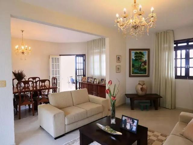 Casa / Sobrado para Venda em Belo Horizonte/MG Mangabeiras 4 Quartos